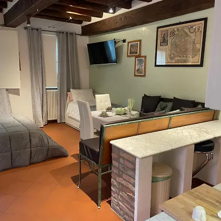 Antica Corte Di Charme Hotel 3*